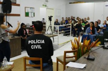 Foto - Evento: I Simpósio Cuidados com as crianças e adolescentes na atualidade.