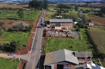 Município inaugura segundo trecho de asfaltamento rural