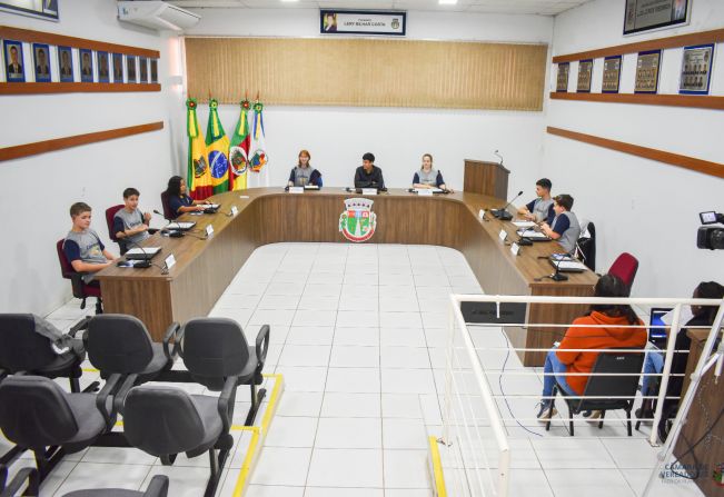 PLANÁRIO JÚNIOR REALIZA 3ª SESSÃO